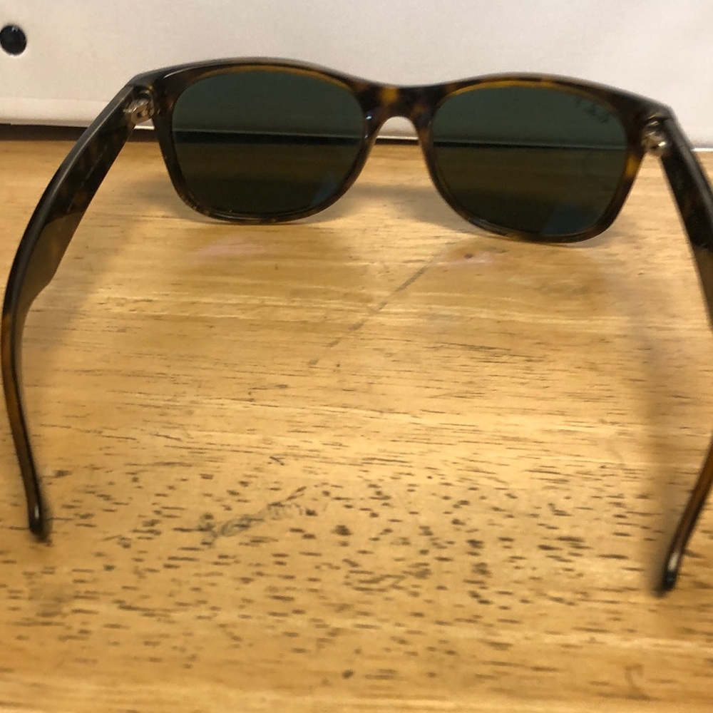 Ray Ban Polarized rub 2132 tortoise with green lens - Picture 3 of 9